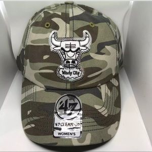 NWT 47  '47 Chicago Bulls Sparkle Green Camo Clean up Cap Silver Sequin Logo NBA